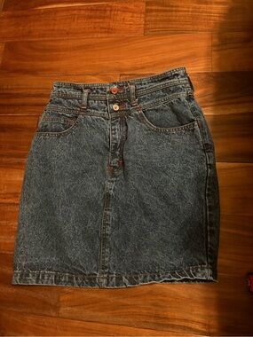 Vintage Y2K Denim Mini Skirt Acid Wash High Waist Red Stitch 90s (1060)